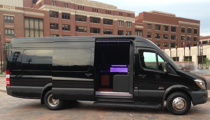 Mercedes sprinter Limo